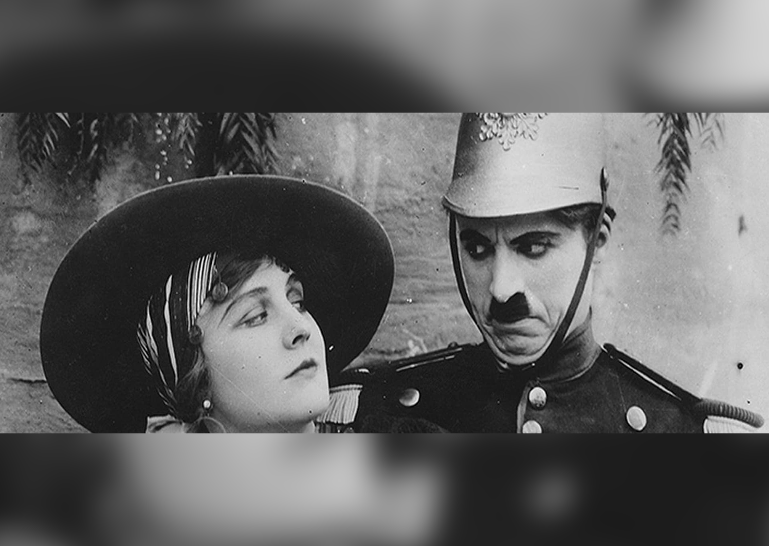 Charlie Chaplin en Edna Purviance in Burlesque on Carmen