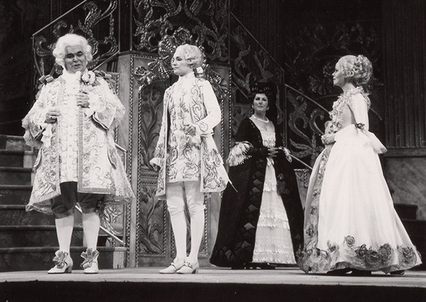 Jules Bastin (Baron Ochs), Frederica von Stade (Octavian), Sophia van Sante (Annina) & Ruth Welting (Sophie) in 1976