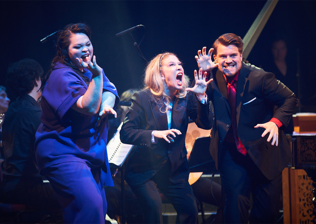 Elenora Hu, Maya Gour en Georgiy Derbas-Richter tijdens Dido and Aeneas in Paradiso