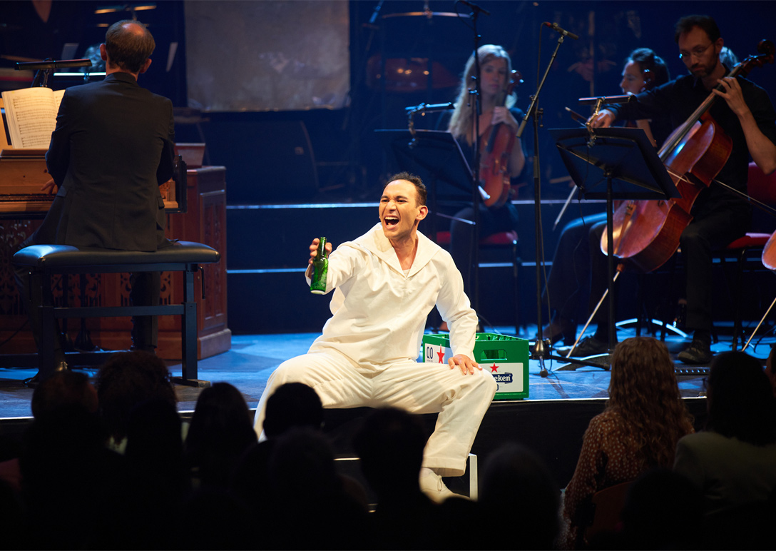 Ian Castro tijdens Dido and Aeneas in Paradiso