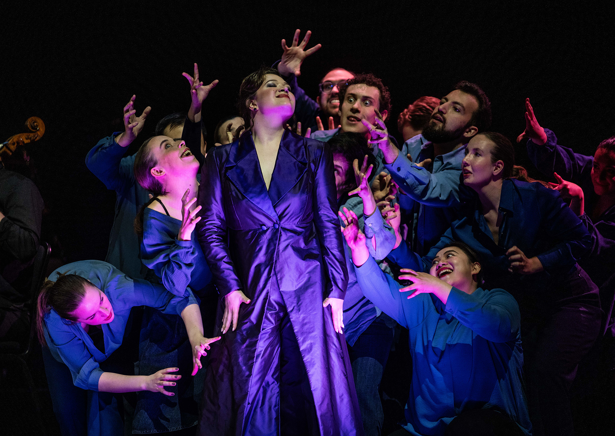 Polly Leech (Sorceress) and chorus of DNO Young Baroque Voices