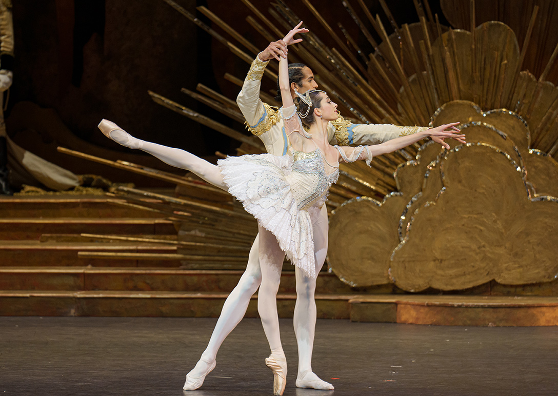 Elisabeth Tonev en Davi Ramos in The Sleeping Beauty (2022) | Foto: Altin Kaftira