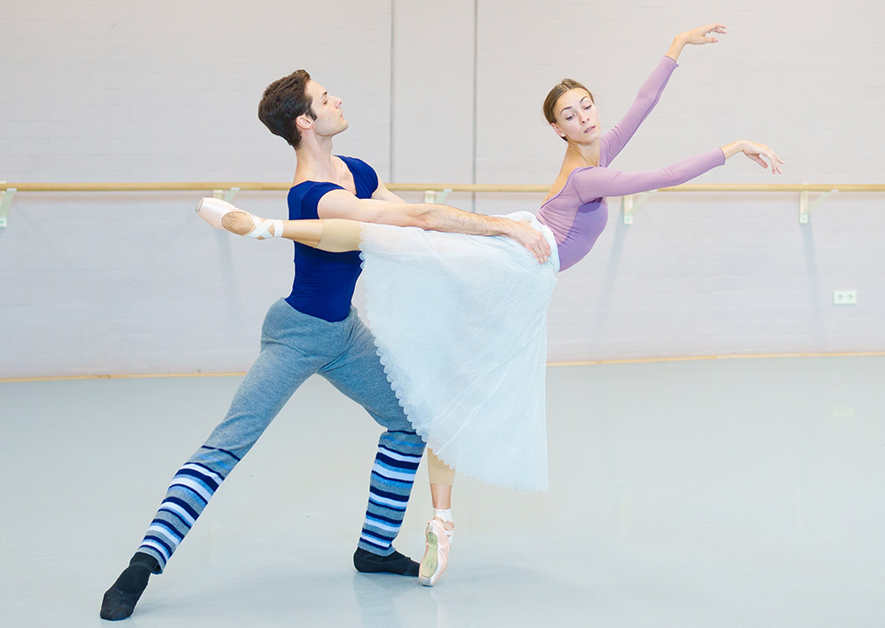 Olga en Jacopo tijdens repetitie Giselle