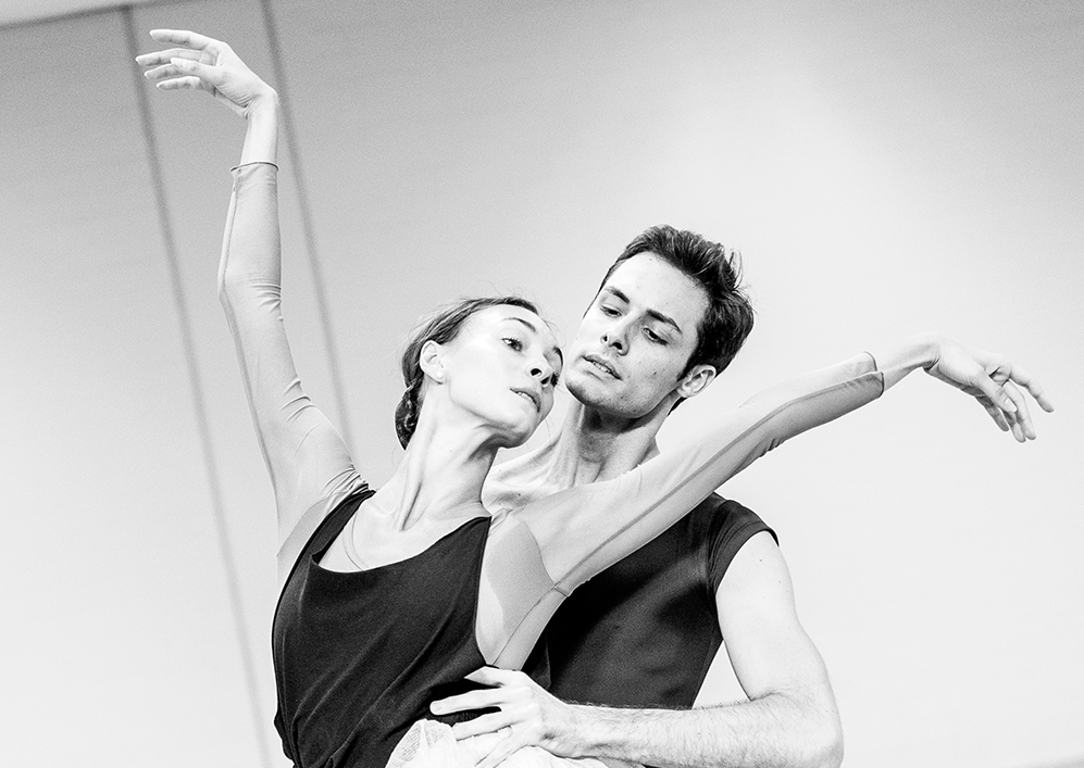 Olga Smirnova en Jacopo Tissi repeteren voor Giselle