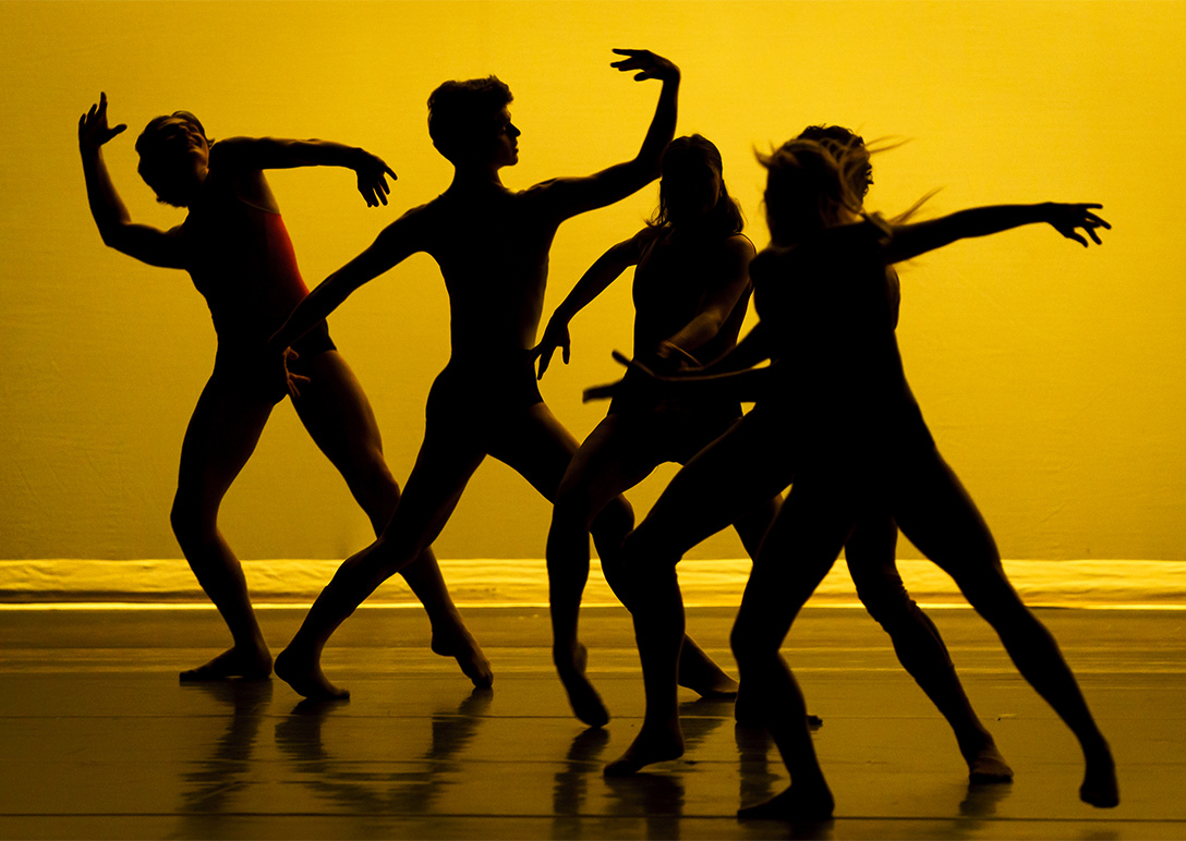 Blink - Juanjo Arqués | Ballet Bubbles (Junior Company Tournee 2023) | Foto: Michel Schnater