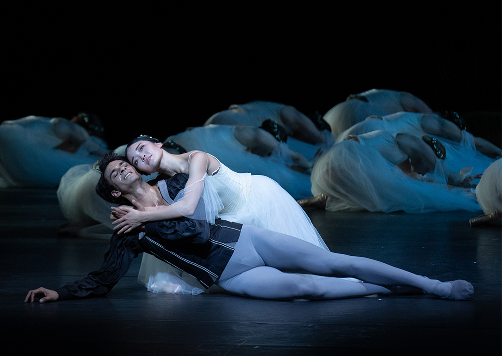 Riho Sakamoto en Constantine Allen in Giselle