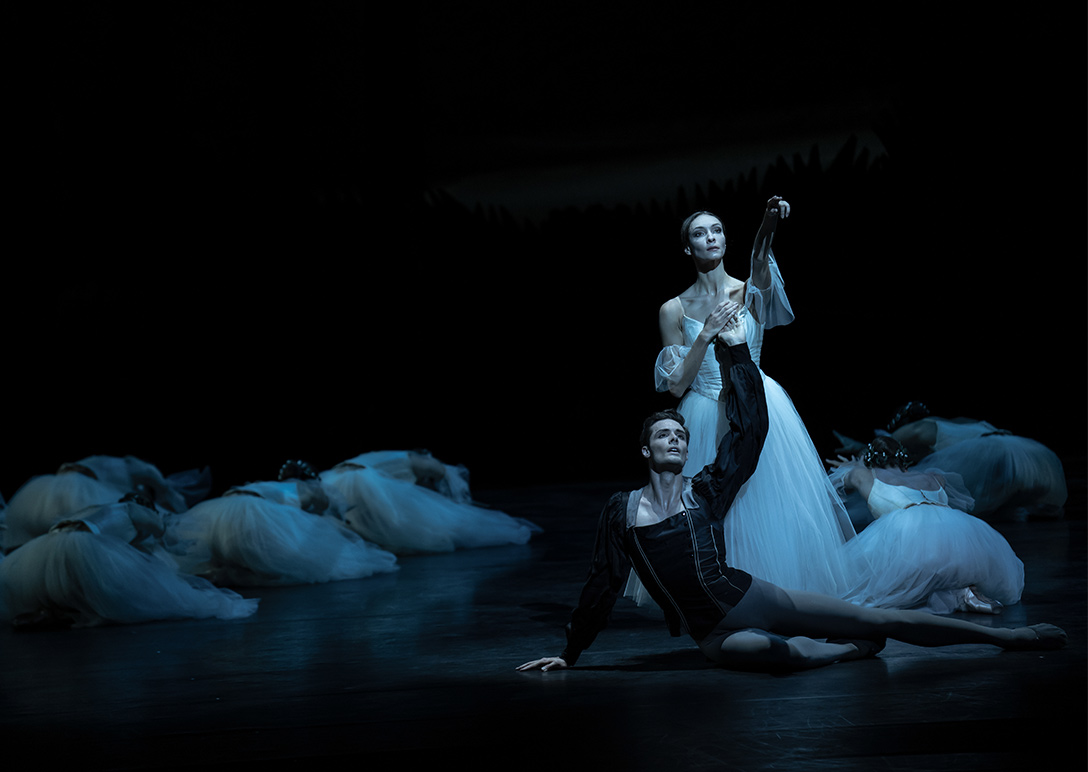 Olga Smirnova en Jacopo Tissi tijdens een repetitie van Giselle | Foto: Altin Kaftira