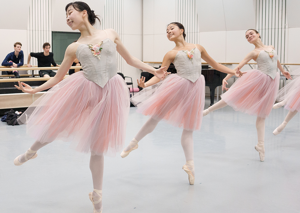 Valse Fantaisie - Balanchine