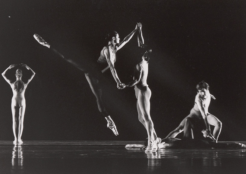 Artifact door Het Nationale Ballet (Rachel Beaujean, Jeanette Vondersaar, Pierre Paradis, Coleen Davis en Alan Land, 1991)