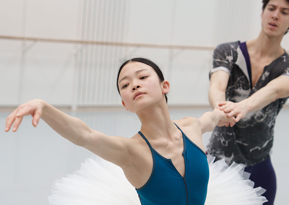 Repetitie Het Zwanenmeer - Riho Sakamoto en Martin ten Kortenaar | Foto: Altin Kaftira