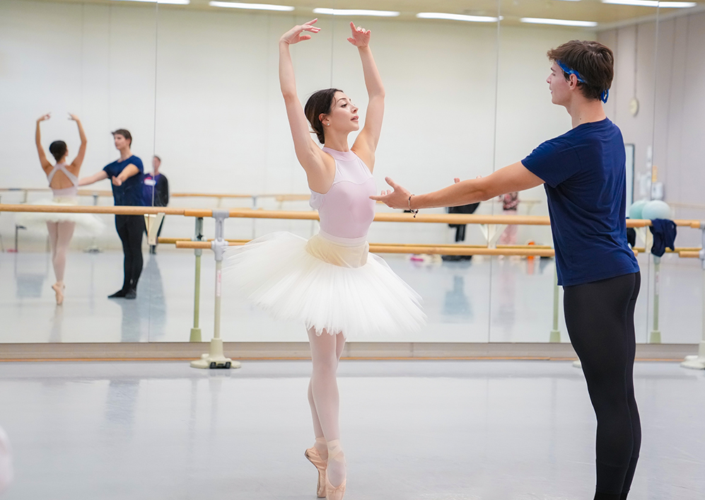 Repetitiebeeld The Sleeping Beauty - Maia Makhateli en Jakob Feyferlik