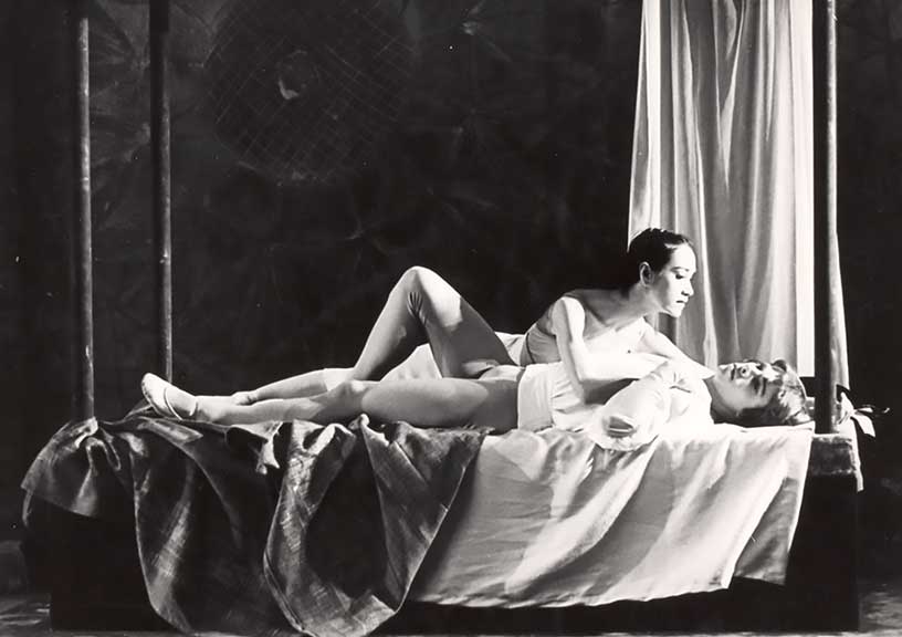 Liefdesscene uit de eerste Romeo en Julia