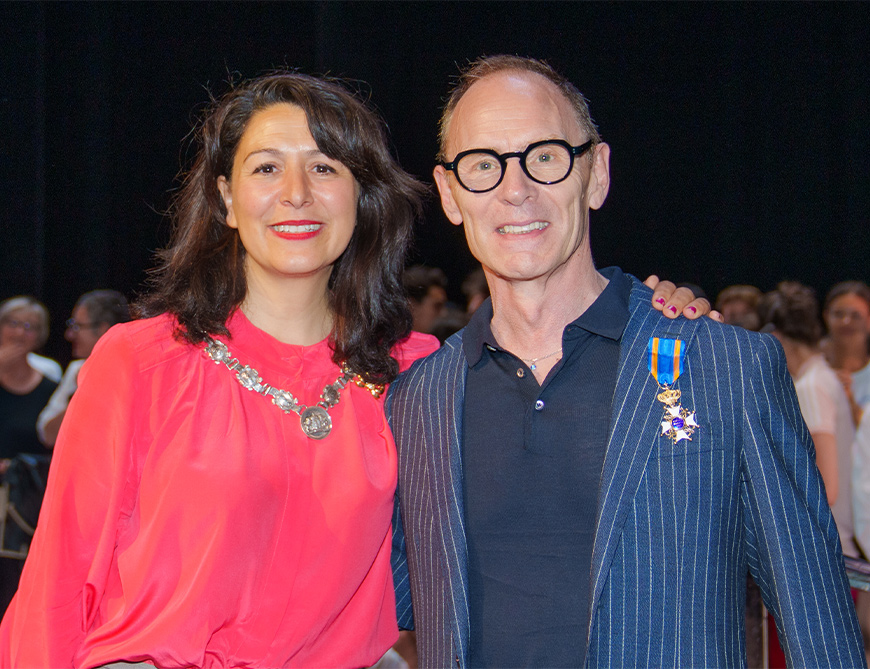 Locoburgemeester Touria Meliani en artistiek directeur Ted Brandsen