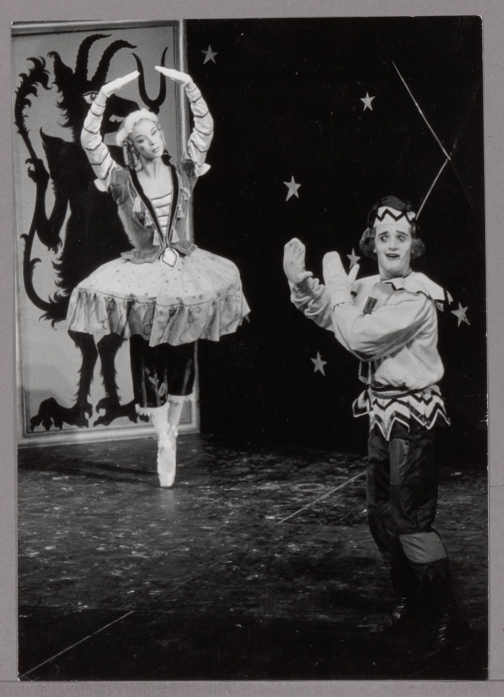 Petrushka  - Panchita de Péri and Ronald Snijders | Photo: Archives of the Salzburg Festival / Photograph Hildegard Steinmetz