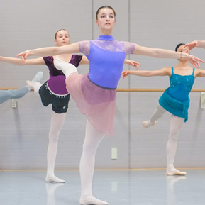 Het Nationale Ballet verwelkomt drie Oekraïense dansers