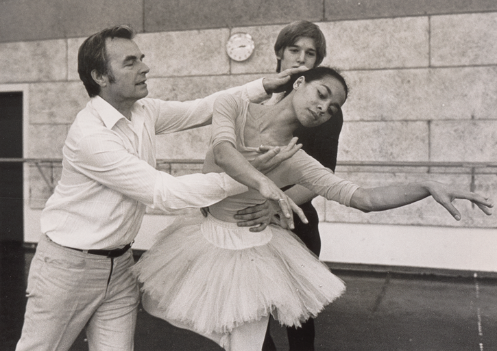 Sir Peter Wright, Karin Schnabel, Lindsay Fischer - The Sleeping Beauty (rehearsal, 1981) | Photo: Jorge Fatauros