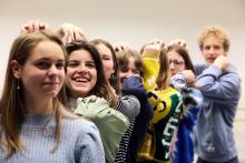 Leerlingen achter elkaar